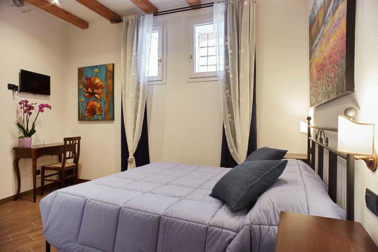 B&B Castel Montorio เวโรนา ภายนอก รูปภาพ