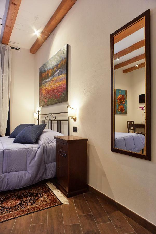 B&B Castel Montorio เวโรนา ภายนอก รูปภาพ