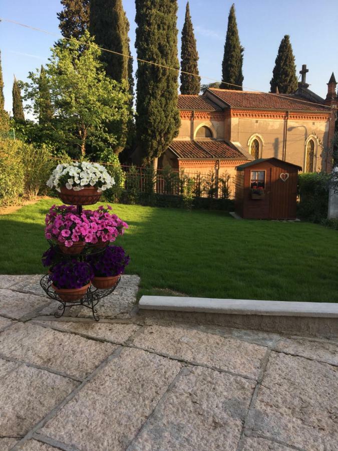 B&B Castel Montorio เวโรนา ภายนอก รูปภาพ